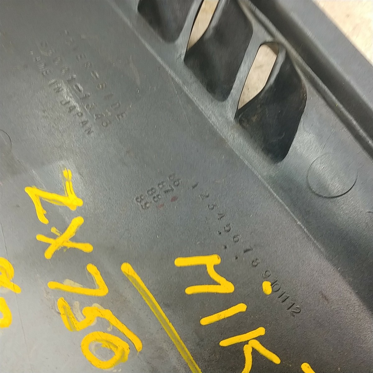 Kawasaki 750 ZX ZX750-F Used Right Side Cover 1987 ANX A-1583 | eBay
