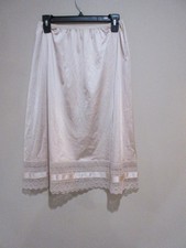 Vtg. Vanity Fair Half Slip Women Med Beige Lace Trim USA