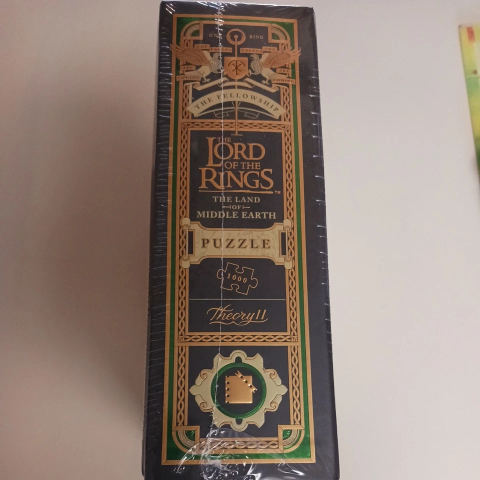 Lord of the Rings 拼图 1,000 块金箔 25.6x25.6 英寸甘道夫·弗罗多 — 第 3/4 张图片