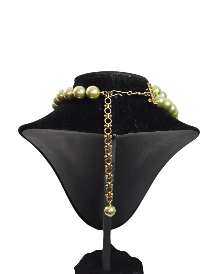 Collar Tortuga Verde Heidi Daus Perlas de Vidrio Pavé Cristal con Caja Foto 2 de 4