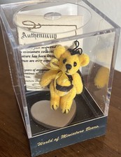 World of Miniature Bears Miniature Artist Designed 1.25 Tiny Bee Bear NIB COA
