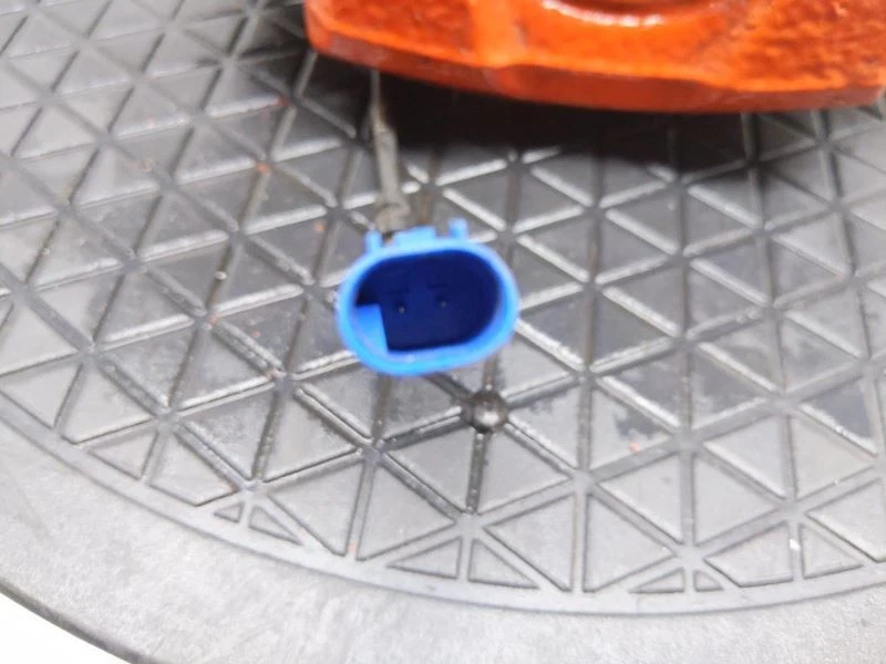 Pinza de pasajero trasera sin freno deportivo compatible con BMW 750i 736042 16-20 Foto 3 de 4