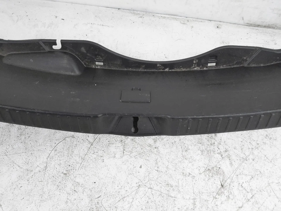 Mazda 3 2010-2013 hatchback maletero de carga trasero panel de ajuste rasguño Bbn9-68-89Xa-02 Foto 4 de 4