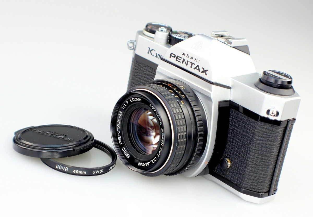 Pentax K1000 35mm SLR Film Camera + SMC PENTAX-M 50 mm F1.7 lens