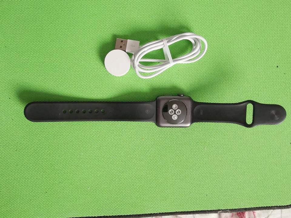 Apple Watch Series 2, photo 2 sur 3