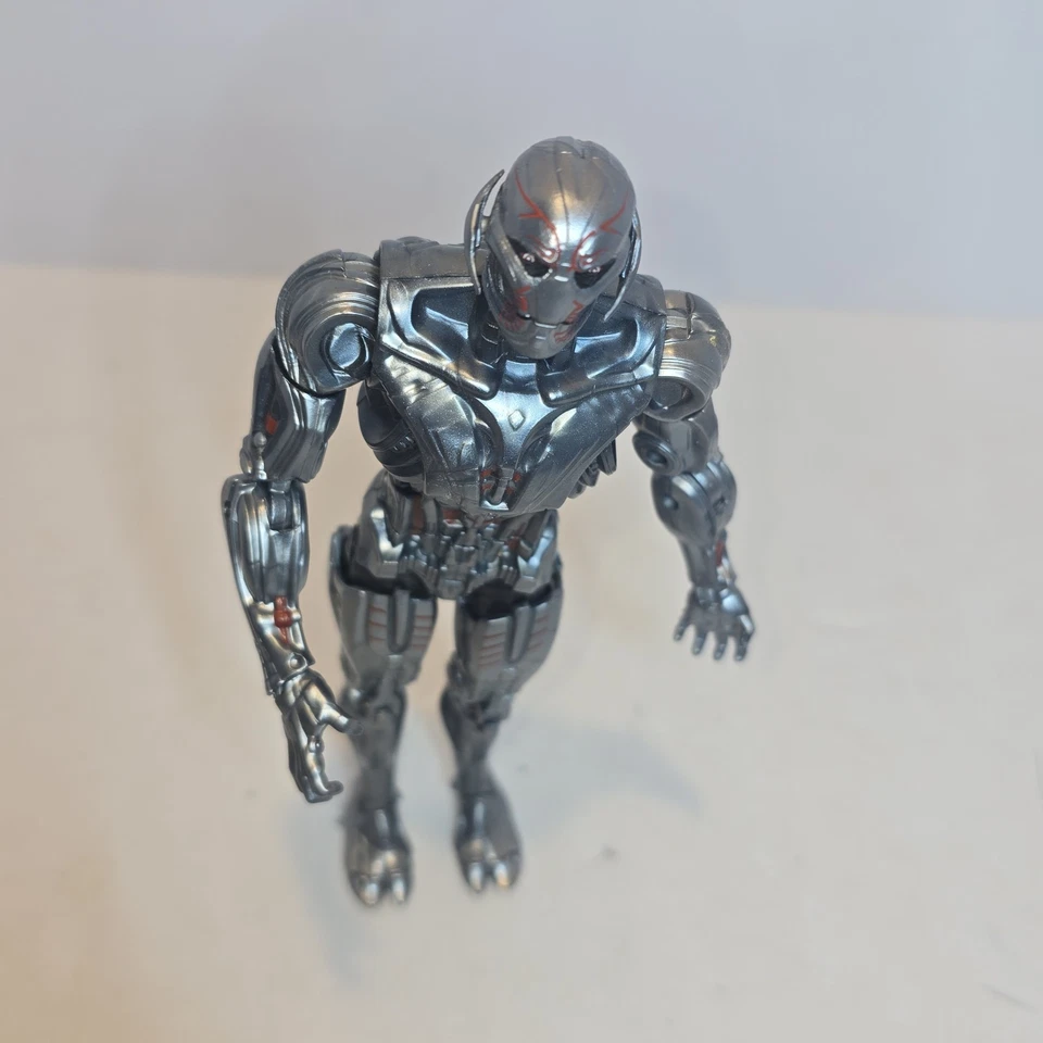 Figura Completa Marvel Legends Ultron BAF Hasbro Avengers Age of Ultron 8" Foto 4 de 4