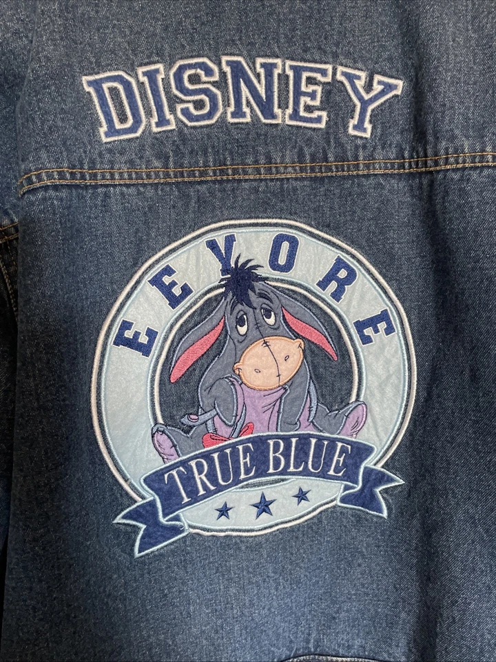 Chaqueta de mezclilla para mujer Disney Eeyore bordada y forrada de felpa XL usada Foto 2 de 4