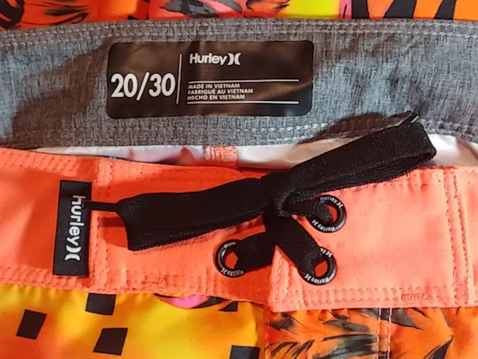 Hurley Boys Youth Board Shorts Size 20/30 Preowned - Image 4 of 4