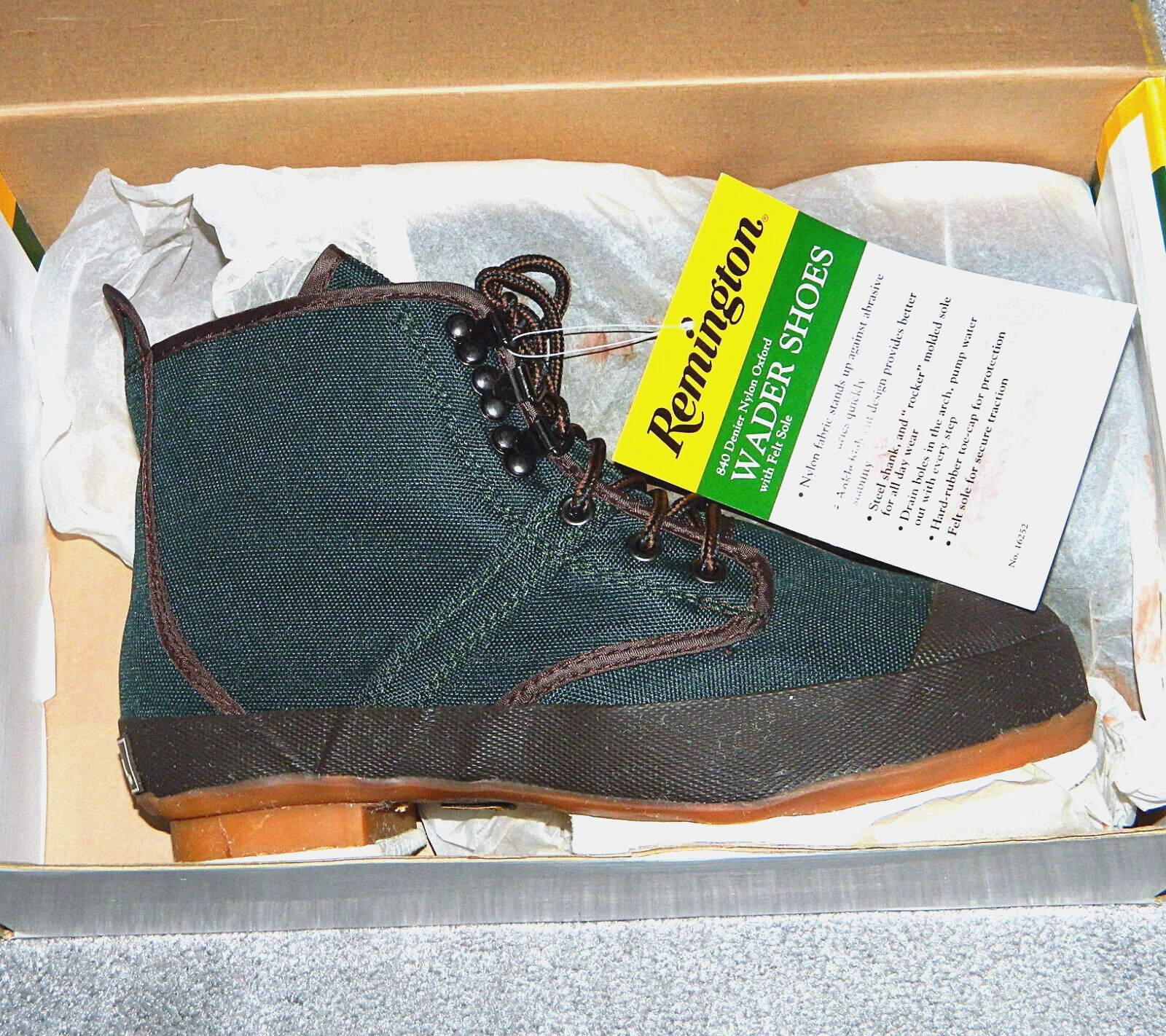NEW IN BOX - Remington 16252 Green 840 Nylon Felt Sole Wading Shoes Men’s Size 9