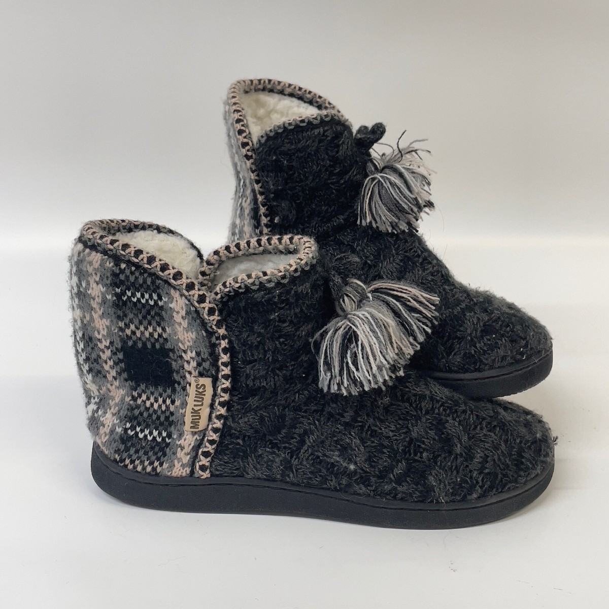 Mukluks Cozy Women's MEDIUM 7/8 GREY Sweater Boots w/ Tassles