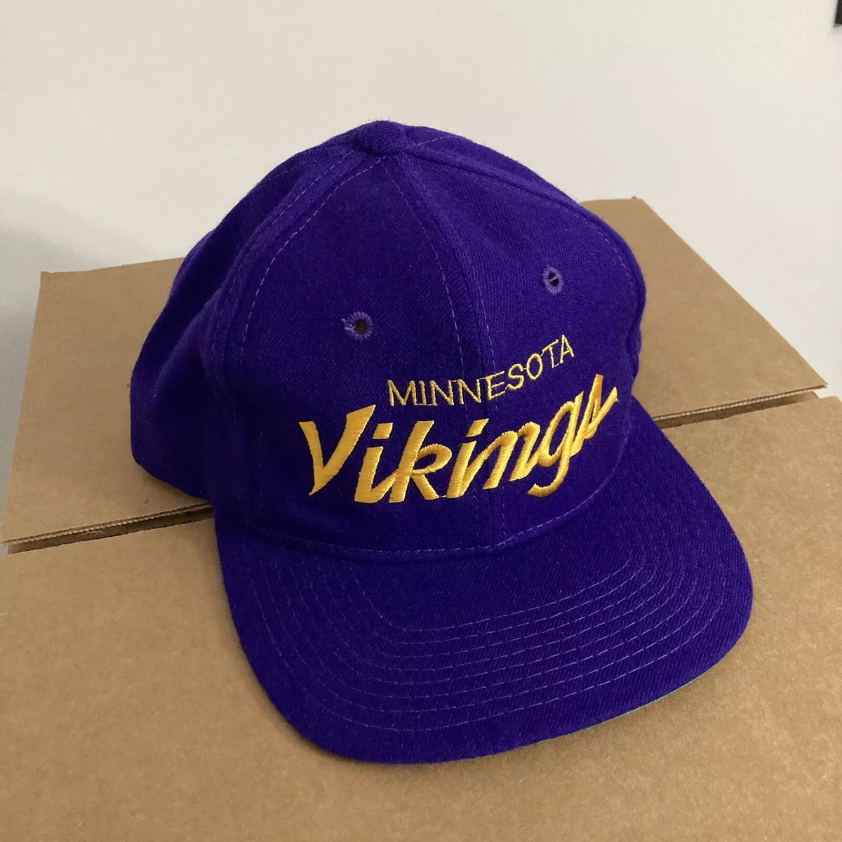 Vintage Minnesota Vikings Snapback Hat Sports Specialties Script NFL 100% WOOL