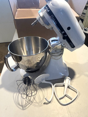 KitchenAid KSM75WH Classic Plus 4.5Qt Tilt-Head Stand Mixer w/ 3 Attachments