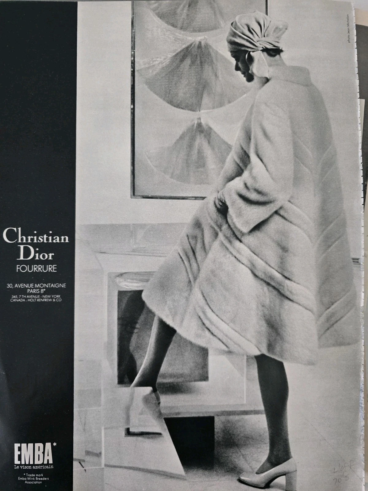 Cappotto pelliccia donna Christian Dior EMBA anni 70 vintage pubblicità moda francese