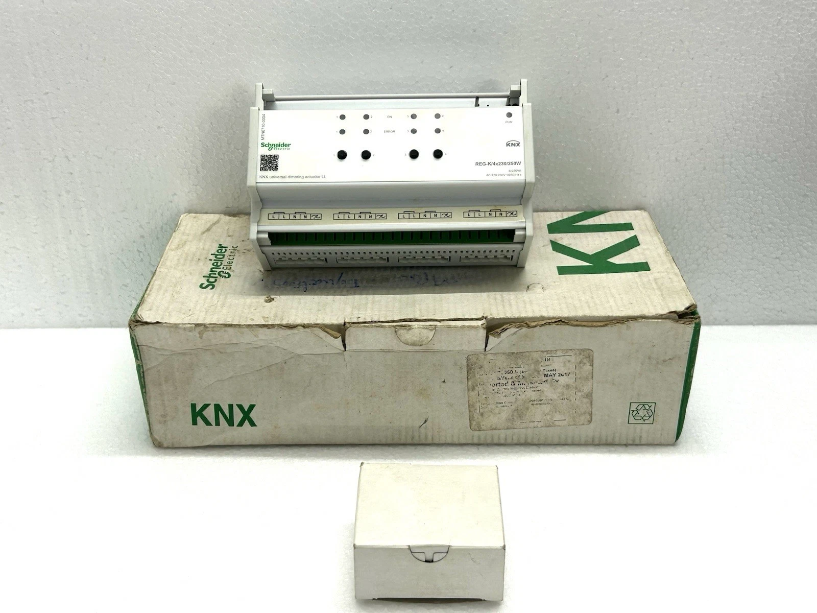 SCHNEIDER ELECTRIC REG-K/4x230/250W Used Working KNX Home Automation Universal Dimmer