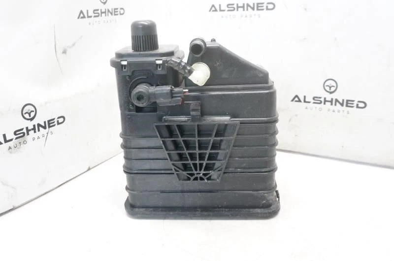 2011-2019 Buick Verano Fuel Vapor EVAP Canister 84839160 OEM - Image 3 of 4