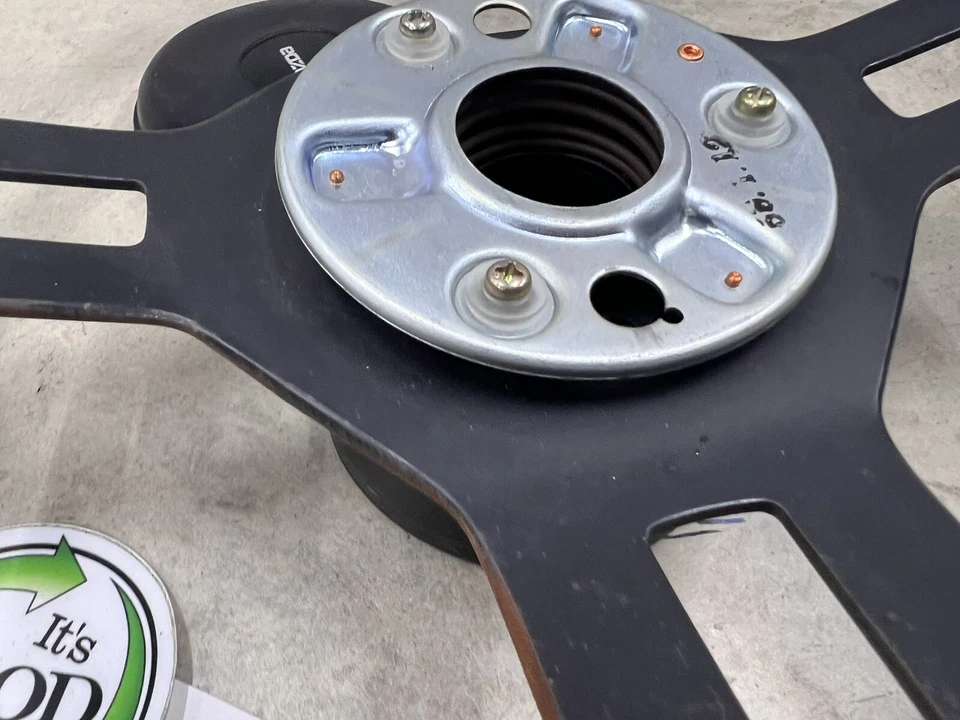 Volante de fábrica Mazda RX7 RX-7 1979-1985 79-85 y botón de bocina Foto 3 de 4