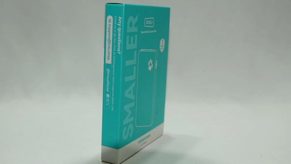 INIU Portable Charger, Lightest 10000mAh 22.5W PD Power Bank, USB C in&Out Fast - Image 2 of 4