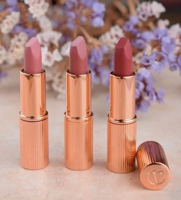 Charlotte Tilbury Matte Revolution Lippenstift - Neu verpackt 3,5g (verschiedene Farbtöne)