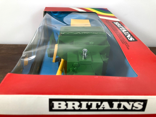 Britains CORN KING 4891 Combine Harvester MAIZE HEAD # 9576 NOB Tractor 1980 - Picture 8 of 15