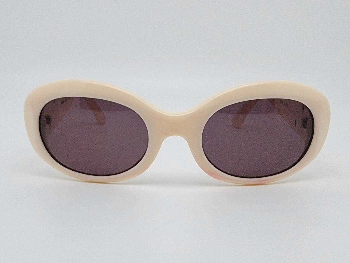 Authentic Vintage rare 2000s FENDI sunglasses case.Condition see on the photos Vintage Beautiful Black Faux Leather FENDI Eyeglasses Case  main image 2