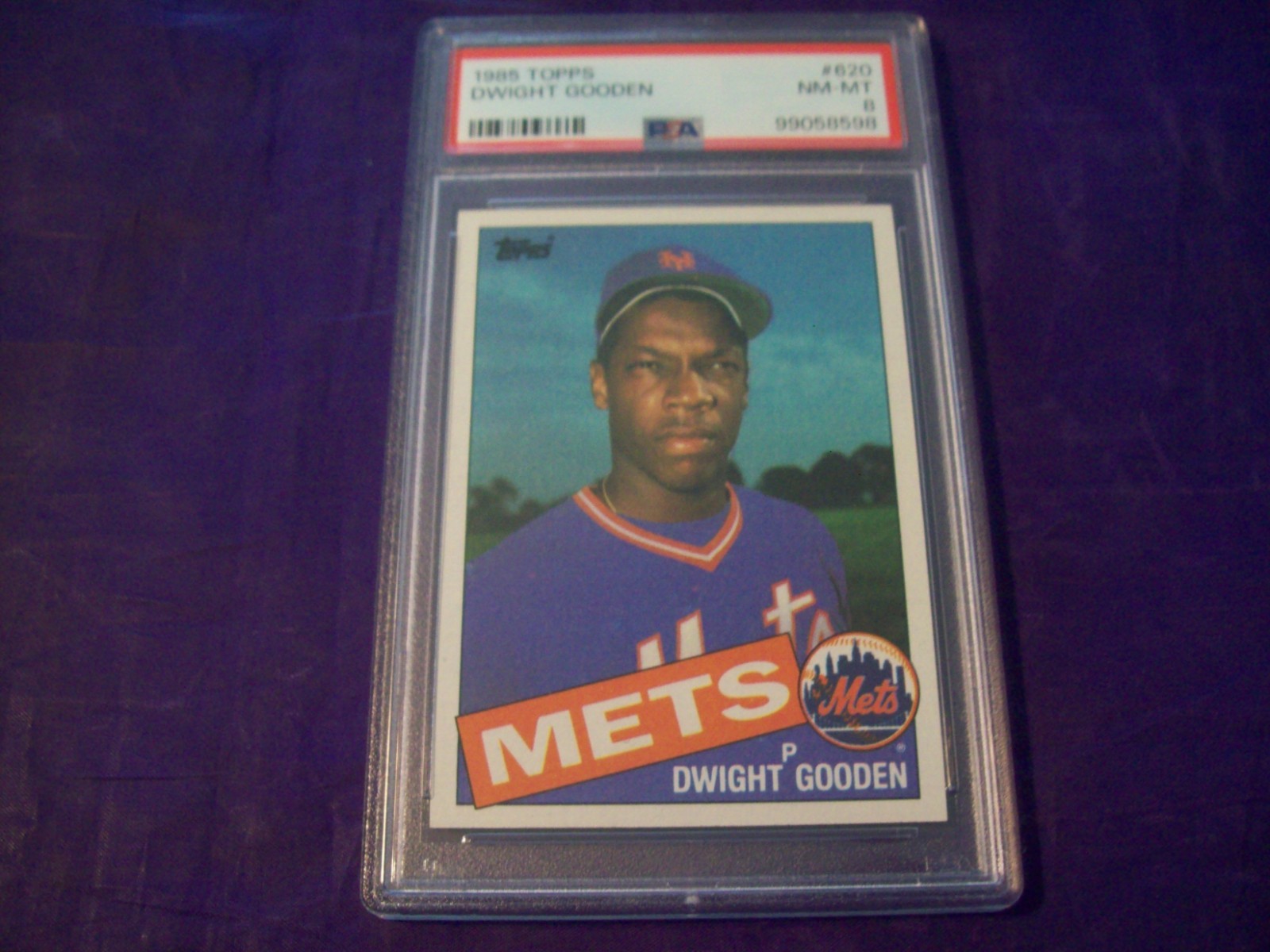 1985 TOPPS #620 DWIGHT GOODEN (ROOKIE) PSA 8