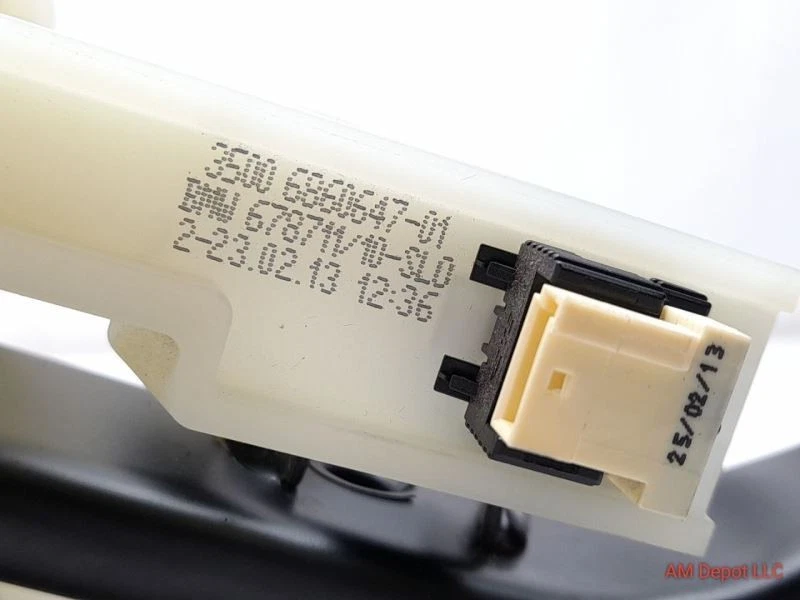 2013 BMW 320i 340i 328i 335i F30 F31 Brake Pedal Assembly 35006860647 6859639 - Image 4 of 4