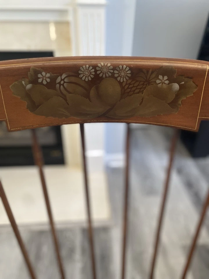 Silla balancín antigua estilo vintage Hitchcock, arce macizo estampado”. Foto 3 de 4