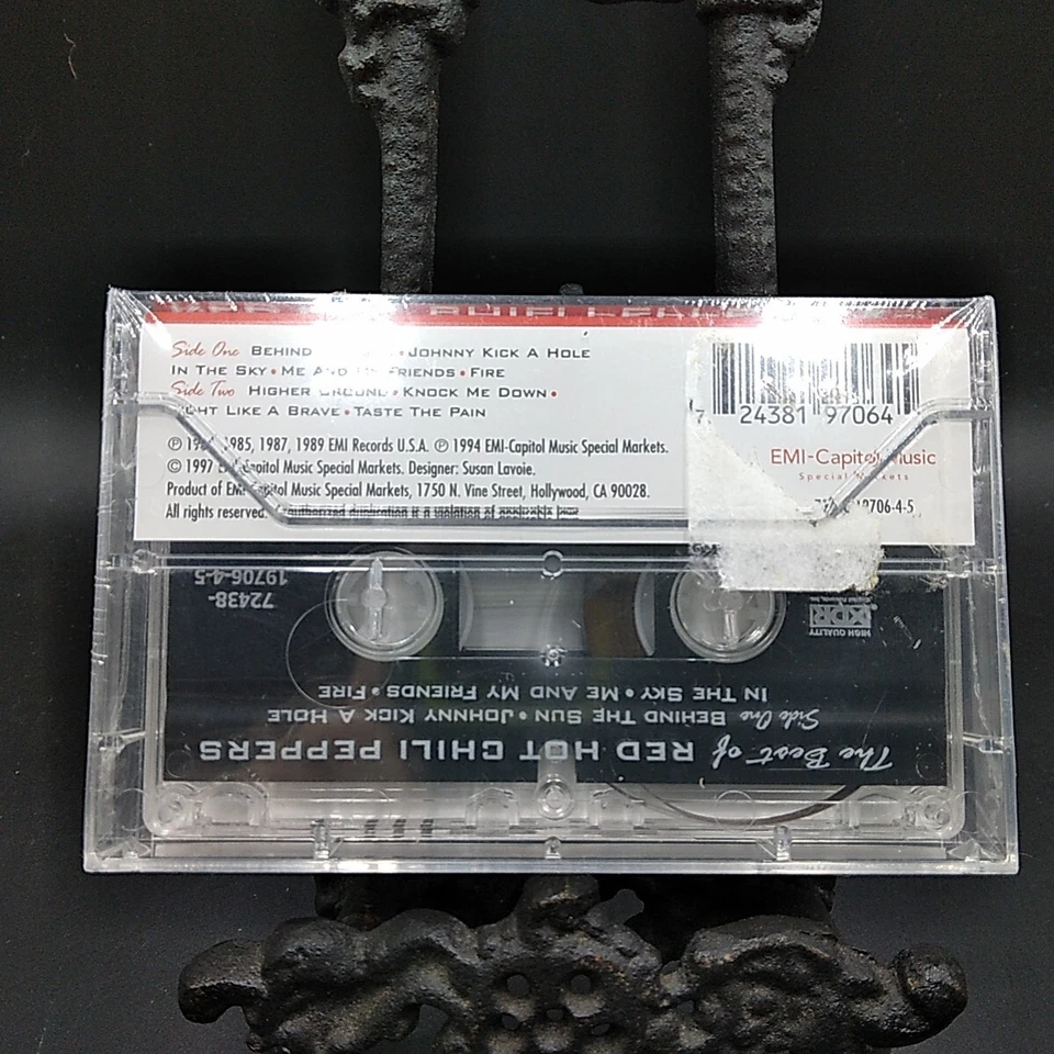 The Best of Red Hot Chili Peppers Cassette Tape & Case 1997 RHCP 90s Alt Rock - Image 2 of 4