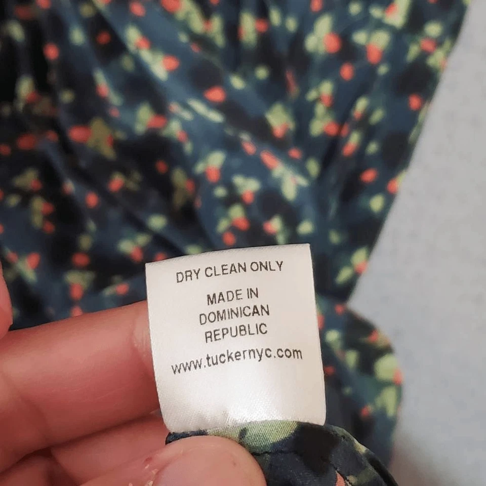 Женское шелковое зеленое платье-джульетта с V-образным вырезом с цветочным рисунком Tucker маленькое - Изображение 4 из 4