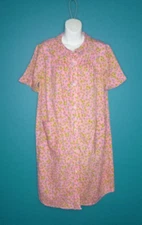 Vtg 60s Snap Front Cotton House Dress Duster FUN MOD Floral Print Sz M/L