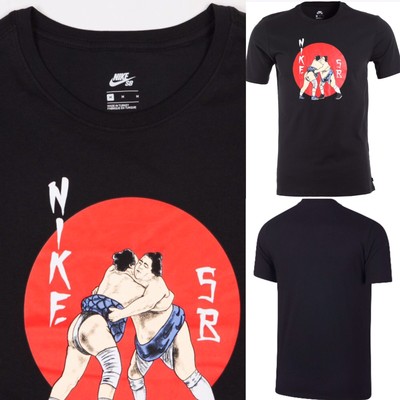 oversized fishnet socks