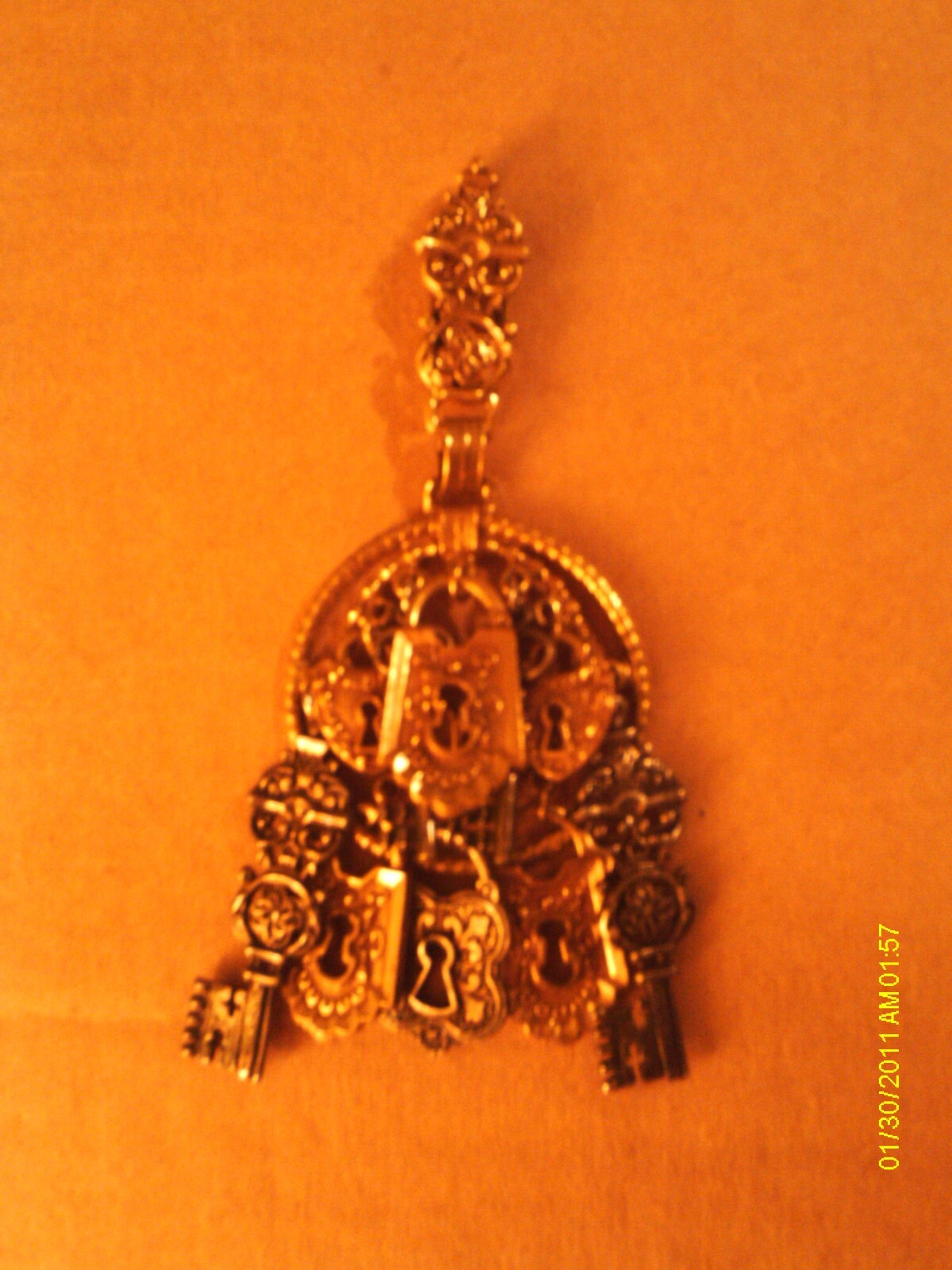 Lock and Key Belt Clip RARE ModeArt Jewelry Circa 19… Gem