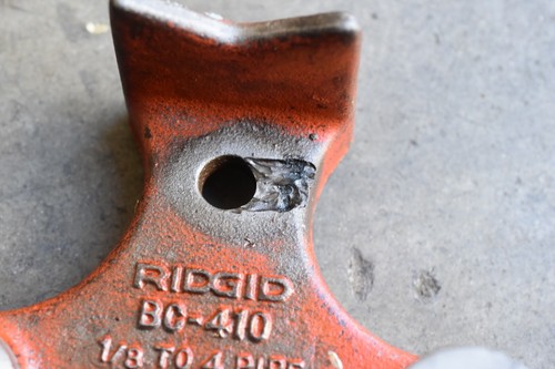 Ridgid BC-410 bench chain vise, 1/8" to 4" capacity - Picture 8 of 8