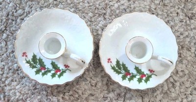 2 Vtg Christmas Candleholders Beacon Hill Handle  Attached Plate Holly  on White
