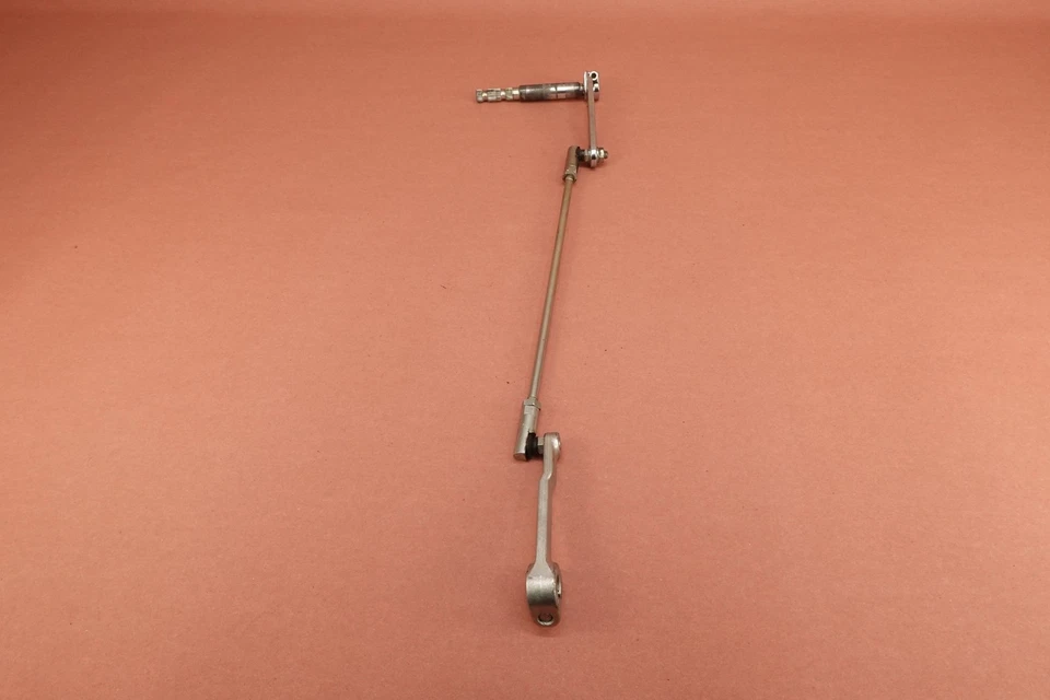 2000-2006 Harley Davidson FLTRI Road Glide SHIFTER LINKAGE ARM LINK - Image 4 of 4