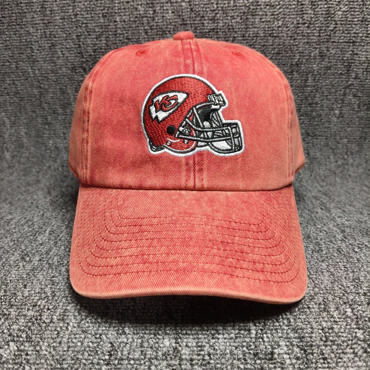 Mitchell & Ness Kansas City Chiefs NFL Red Strapback Curved Bill Cap