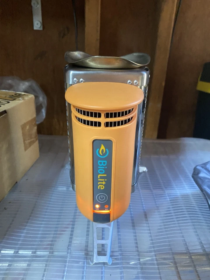 BioLite recarregável fogão de acampamento a lenha acampamento portátil sem fumaça compacto - Imagem 4 de 4