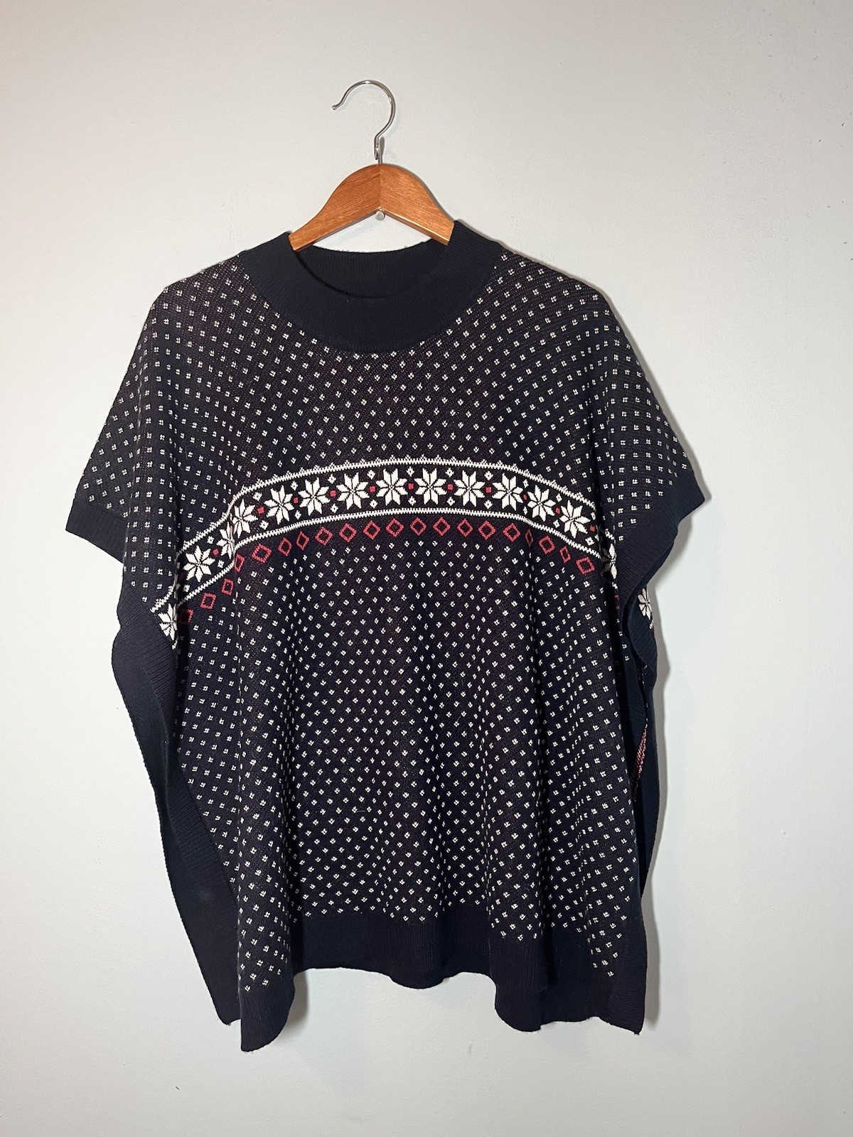 Draper James Fairisle Women's Cape Sweater Medium/Large Navy, White, Red