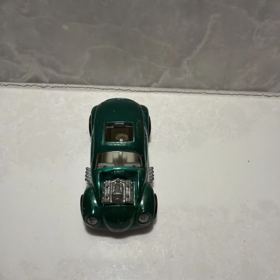 (RARE) Vintage 🔥 Hot Wheels 1967 Redline Custom Volkswagen - Green - Sunroof - Image 2 of 4