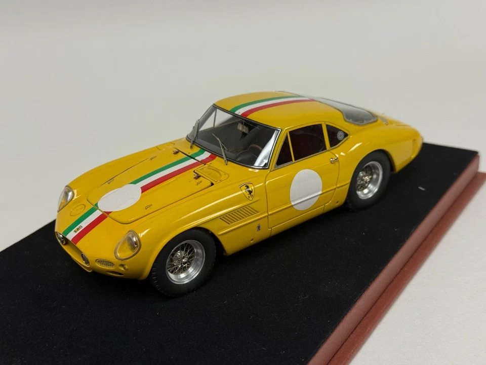 1/24 Tecnomodel Ferrari 250 GT Sperimentale 1961/62 in Yellow with Engine ABG188 - Image 3 of 4