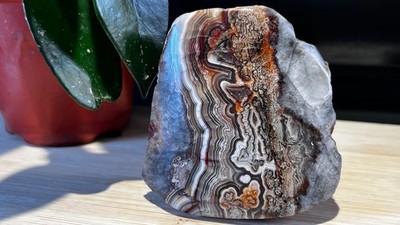 Mexican Crazy Lace Agate, free standing