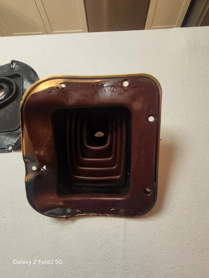 Camioneta Nissan 86-97 carrocería rígida D21 2x2 arranque de cambio manual OEM rojo granate Foto 2 de 3