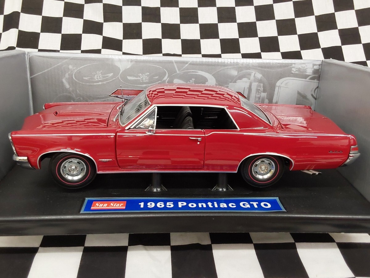Sun Star 1/18 1965 Pontiac GTO Montero 【公式通販】