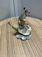 Border Fine Arts Mouse Eating Pear Figurine Ayres 1984 11 X 8;x 13 Cm 