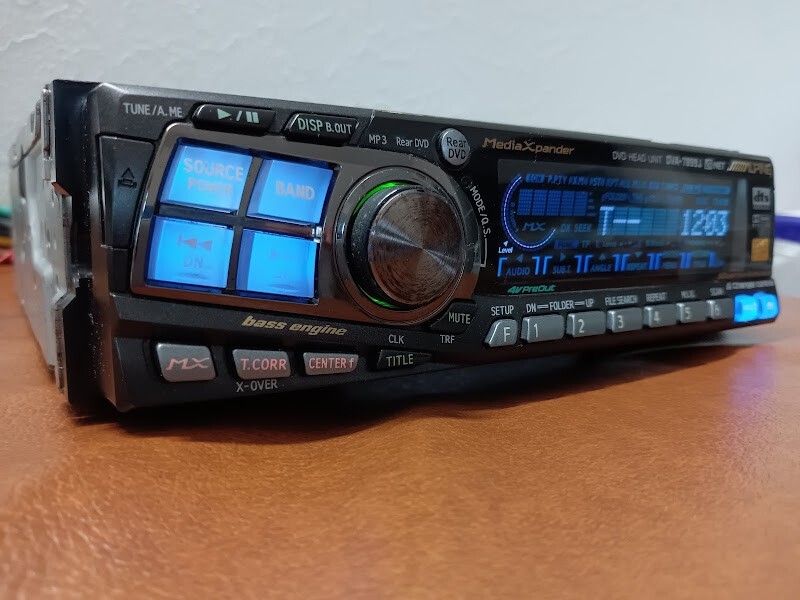 Alpine アルパイン DVA-7899J CD DVD ALPINE DVA-7899J DVDプレーヤー