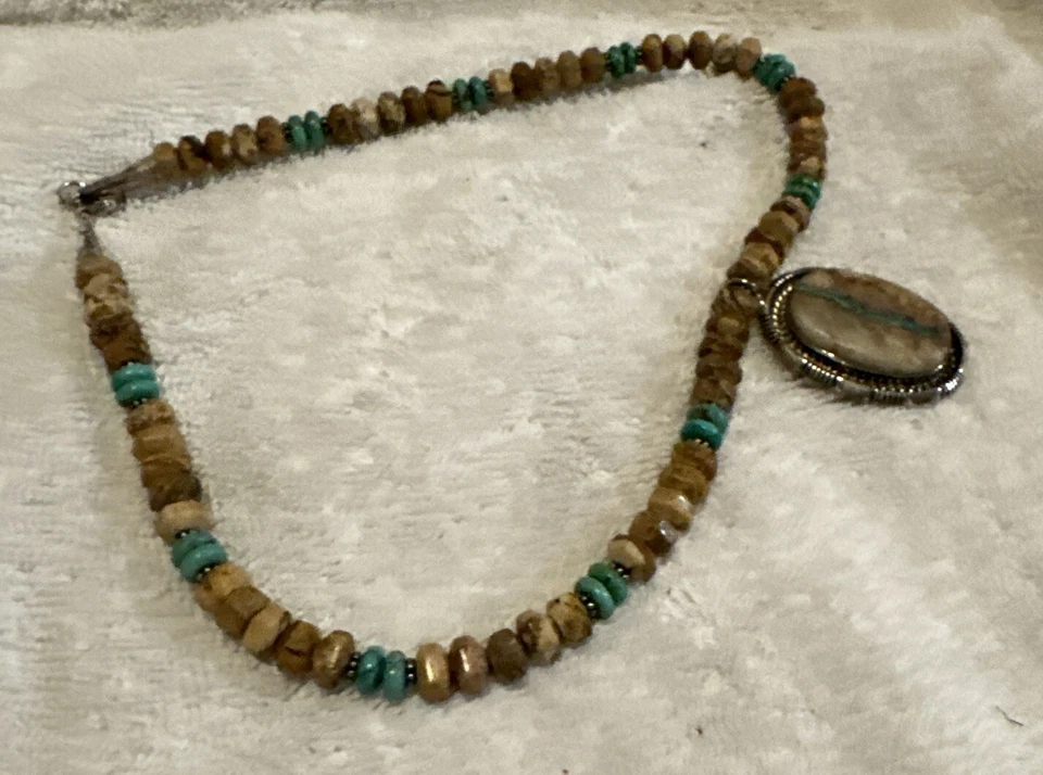 Colgante y collar de jaspe y turquesa de plata de ley 925 fuego y hielo. 18"" Foto 4 de 4