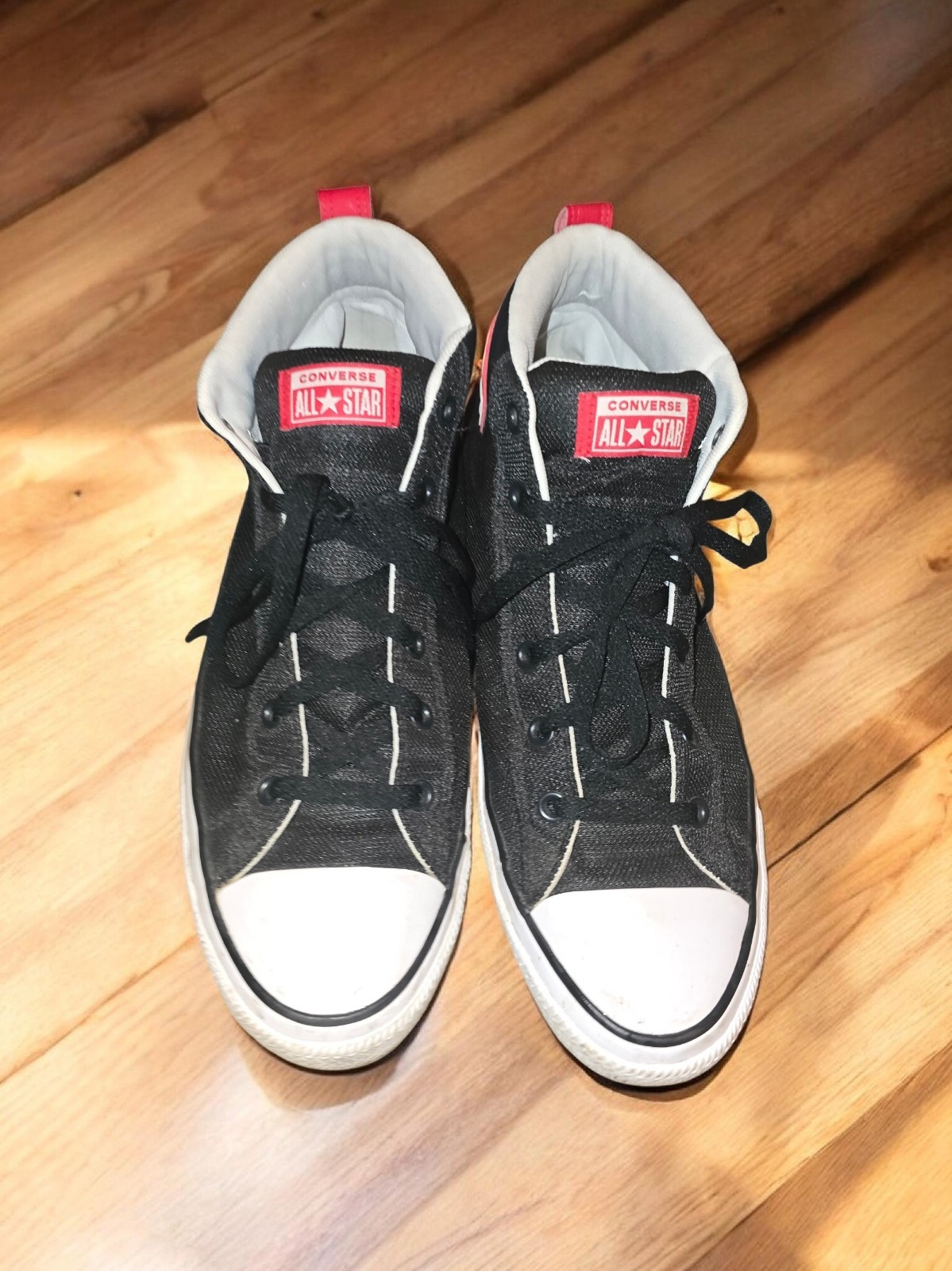 Converse Chuck Taylor All Star Hi Top Size Men's 13/ Women's 15 Black/White