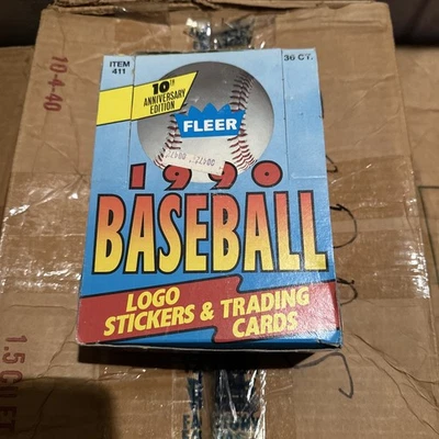 1990 FLEER BASEBALL WAX BOX 36 SEALED UNOPENED PACKS - 540 Cards 36 Stickers