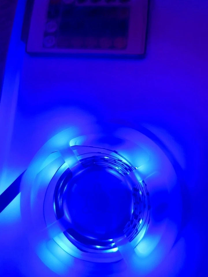 2m USB LED Light Strips Remote Control RGB 3528 TV Cabinet Room Lighting NEW - Image 4 of 4