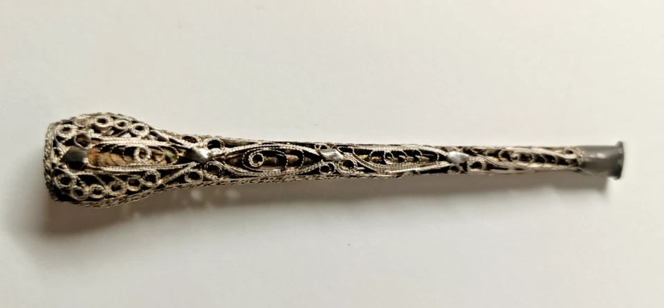 3 Antique Cigarette Holders Silver Filigree, Amber and Bakelite/w silver Clean - Image 3 of 4